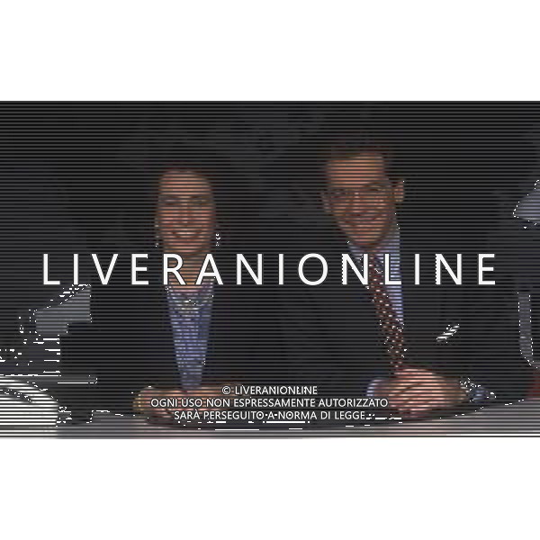 RETROSPETTIVA CESARA BUONAMICI GIORNALISTA NELLA FOTO CESARA BUONAMICI GIORNALISTA TELEVISIVA DELLE RETI MEDIASET CON ALESSANDRO CECCHI PAONE AG ALDO LIVERANI SAS