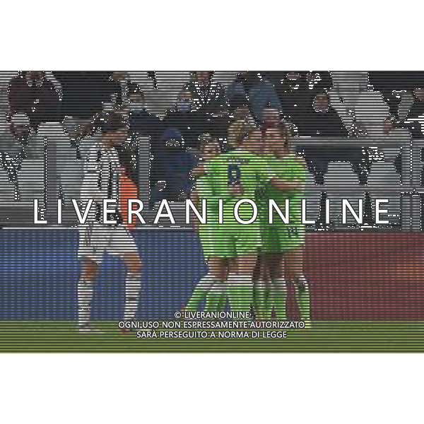 Torino 09.11.2021 Stadio Allianz Stadium ©Manuela Viganti/Agenzia Aldo Liverani Juventus vs Wolfsburg Champions League Women\'s 2021/2022 Nella foto: esultanza del wolfsburg dopo il gol di tabea wasmuth ©VIGANTI/AGENZIA ALDO LIVERANI SAS