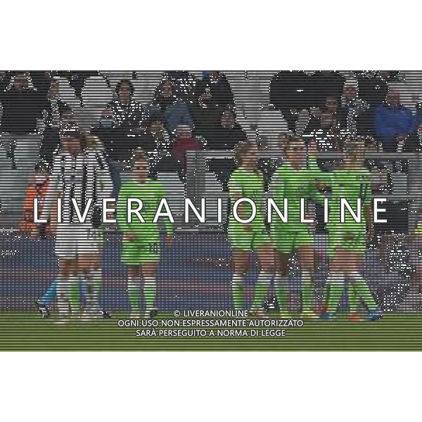 Torino 09.11.2021 Stadio Allianz Stadium ©Manuela Viganti/Agenzia Aldo Liverani Juventus vs Wolfsburg Champions League Women\'s 2021/2022 Nella foto: esultanza del wolfsburg dopo il gol di tabea wasmuth ©VIGANTI/AGENZIA ALDO LIVERANI SAS