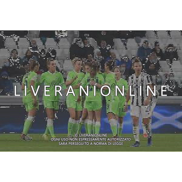 Torino 09.11.2021 Stadio Allianz Stadium ©Manuela Viganti/Agenzia Aldo Liverani Juventus vs Wolfsburg Champions League Women\'s 2021/2022 Nella foto: esultanza del wolfsburg dopo il gol di tabea wasmuth ©VIGANTI/AGENZIA ALDO LIVERANI SAS
