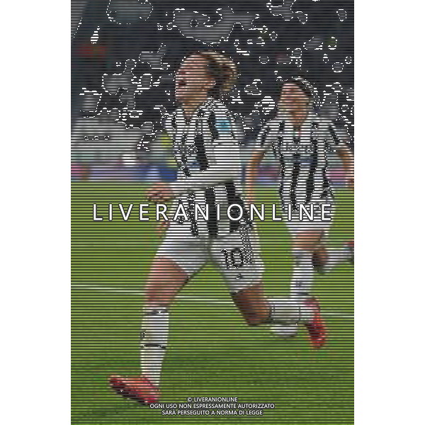 Torino 09.11.2021 Stadio Allianz Stadium ©Manuela Viganti/Agenzia Aldo Liverani Juventus vs Wolfsburg Champions League Women\'s 2021/2022 Nella foto: esultanza di cristiana girelli dopo il gol ©VIGANTI/AGENZIA ALDO LIVERANI SAS