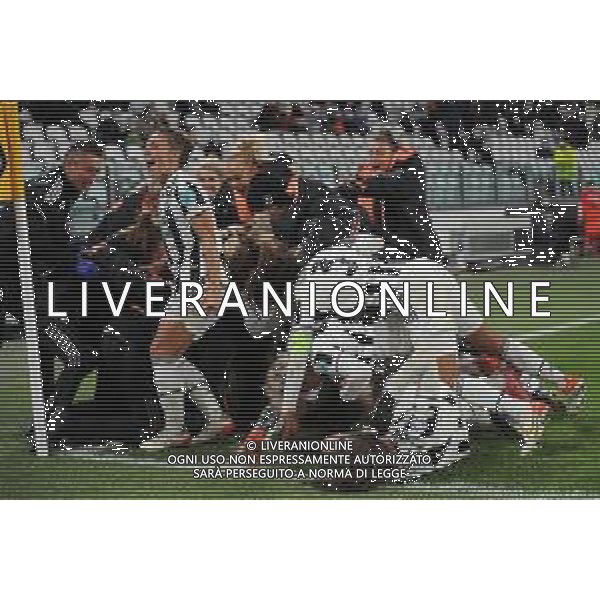 Torino 09.11.2021 Stadio Allianz Stadium ©Manuela Viganti/Agenzia Aldo Liverani Juventus vs Wolfsburg Champions League Women\'s 2021/2022 Nella foto: esultanza della juventus dopo il gol di cristiana girelli ©VIGANTI/AGENZIA ALDO LIVERANI SAS