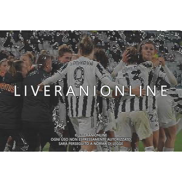Torino 09.11.2021 Stadio Allianz Stadium ©Manuela Viganti/Agenzia Aldo Liverani Juventus vs Wolfsburg Champions League Women\'s 2021/2022 Nella foto: esultanza della juventus dopo il gol di cristiana girelli ©VIGANTI/AGENZIA ALDO LIVERANI SAS