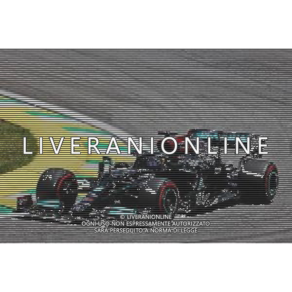 Lewis Hamilton (GBR) Mercedes AMG F1 W12. 13.11.2021. Formula 1 World Championship, Rd 19, Brazilian Grand Prix, Sao Paulo, Brazil, Sprint Race Day. - www.xpbimages.com, EMail: requests@xpbimages.com © Copyright: Batchelor / XPB Images/AGENZIA ALDO LIVERANI SAS - ITALY ONLY EDITORIAL USE ONLY