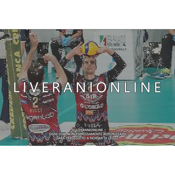 CerquigliniL/LMedia - Sir Safety Conad Perugia vs Allianz Milano - Volleyball Italian Serie A Men Superleague Championship 2021/2022 13 November 2021 - PalaBarton, Perugia, Italy Photo showing: giannelli simone (n.6 sir safety conad perugia) set @CerquigliniL/LMedia/AGENZIA ALDO LIVERANI SAS