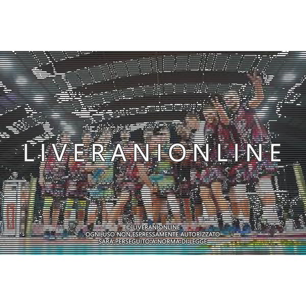 CerquigliniL/LMedia - Sir Safety Conad Perugia vs Allianz Milano - Volleyball Italian Serie A Men Superleague Championship 2021/2022 13 November 2021 - PalaBarton, Perugia, Italy Photo showing: sir safety conad perugia rejoice in the victory of the match @CerquigliniL/LMedia/AGENZIA ALDO LIVERANI SAS