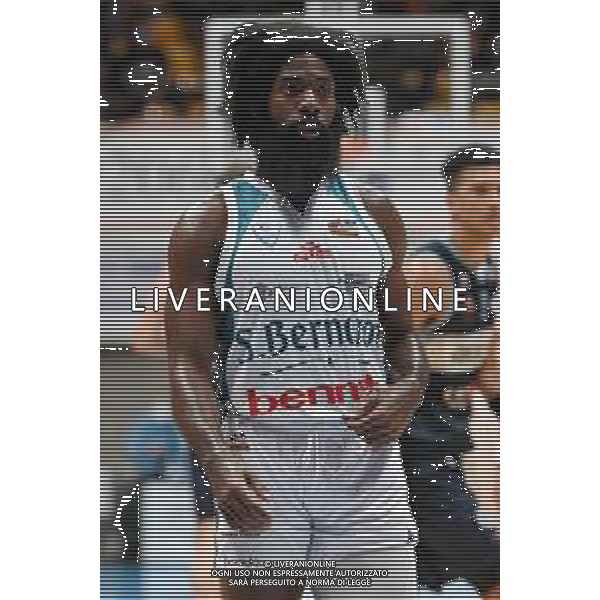 ¬© TVRG Robert Johnson (Cantu\') San Bernardo-Cinelandia Park Cantu\' vs Agribertocchi Orzinuovi Campionato Serie A2 Old Wild West girone verde - 7a giornata Desio (MB) 14-11-2021 PalaBancoDesio foto Roberto Garavaglia/ag. Aldo Liverani sas/AGENZIA ALDO LIVERANI SAS