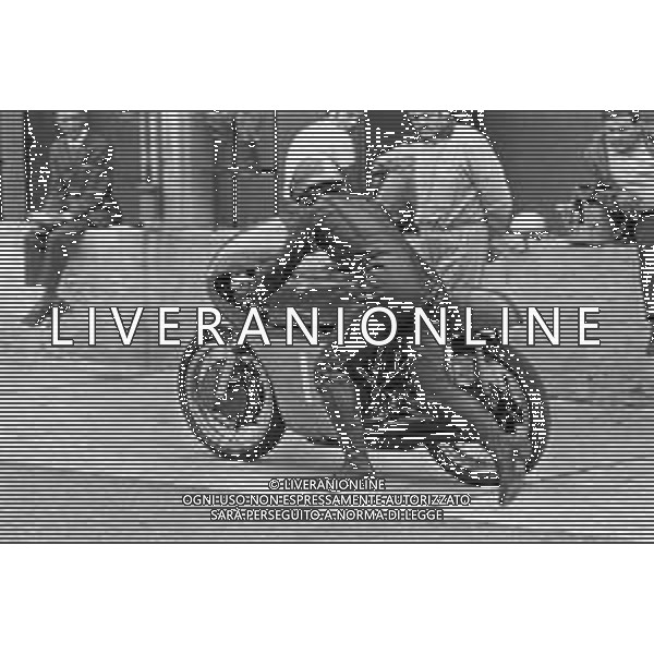 MOTOMONDIALE GRAN PREMIO MOTOCICLISTICO DELLE NAZIONI AUTODROMO DI MONZA 15 SETTEMBRE 1968 - RETROSPETTIVA NELLA FOTO IL PILOTA GIACOMO AGOSTINI CON LA MOTO MV AGUSTA ©Archivio Giovanni Liverani/AG ALDO LIVERANI SAS