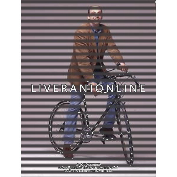 RETROSPETTIVA PAOLO BROSIO GIORNALISTA,SCRITTORE E CONDUTTORE TELEVISIVO NELLA FOTO PAOLO BROSIO NELL\'ANNO 1997 AG ALDO LIVERANI SAS