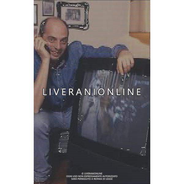 RETROSPETTIVA PAOLO BROSIO GIORNALISTA,SCRITTORE E CONDUTTORE TELEVISIVO NELLA FOTO PAOLO BROSIO NELL\'ANNO 1997 AG ALDO LIVERANI SAS