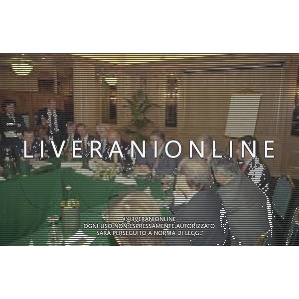 RIUNIONE DEI DIRIGENTI SUPERLEGA CALCIO, HOTEL PALACE MILANO 14 OTTOBRE 1998 NELLA FOTO KARL-HEINZ RUMMENIGGE BAYERN MONACO, ROBERTO BETTEGA JUVENTUS, ADRIANO GALLIANI MILAN, LORENZO SANZ REAL MADRID E GIAMMARIA VISCONTI DI MODRONE INTER ©ARCHIVIO/AGENZIA ALDO LIVERANI SAS
