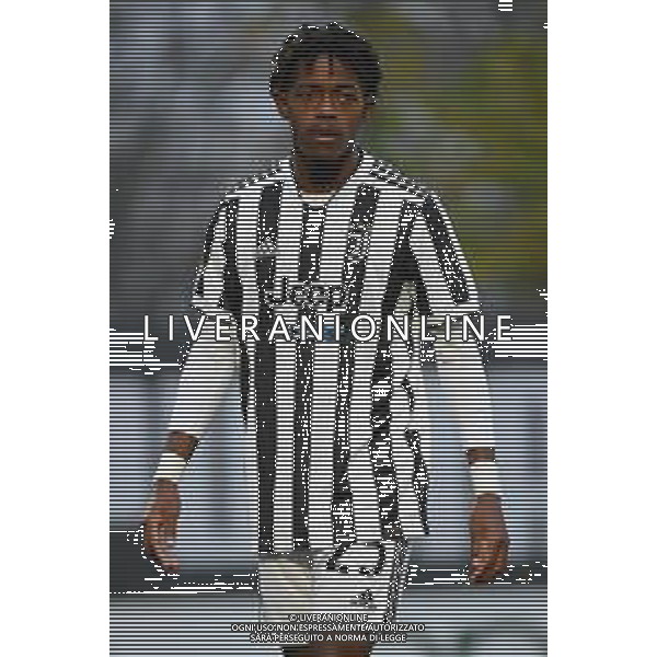 ¬© TVRG Samuel Mbangula (Juventus) Milan vs Juventus Campionato Primavera 1 TIM - 9a giornata Milano 19-11-2021 centro sportivo Peppino Vismara foto Roberto Garavaglia/ag. Aldo Liverani sas/AGENZIA ALDO LIVERANI SAS