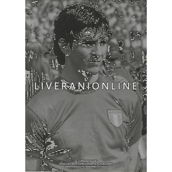 RETROSPETTIVA PAOLO ROSSI CALCIATORE NELLA FOTO PAOLO ROSSI CON LA MAGLIA DELLA NAZIONALE ITALIANA AG ALDO LIVERANI SAS