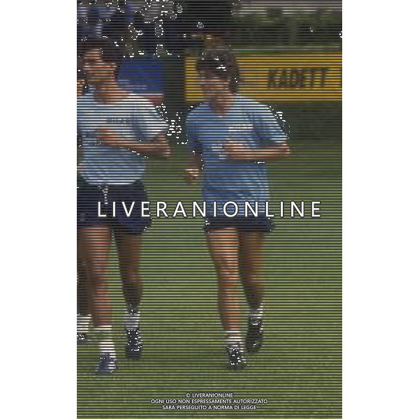 RETROSPETTIVA PAOLO ROSSI CALCIATORE NELLA FOTO PAOLO ROSSI IN ALLENAMENTO CON IL MILAN AG ALDO LIVERANI SAS