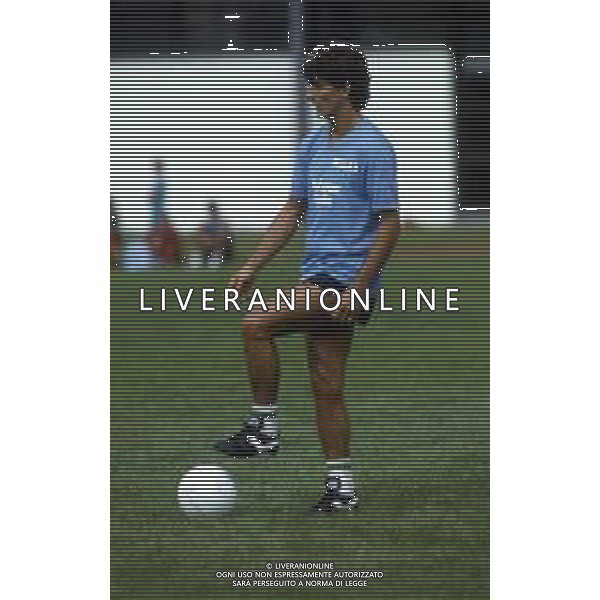 RETROSPETTIVA PAOLO ROSSI CALCIATORE NELLA FOTO PAOLO ROSSI IN ALLENAMENTO CON IL MILAN AG ALDO LIVERANI SAS
