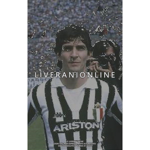 RETROSPETTIVA PAOLO ROSSI CALCIATORE NELLA FOTO PAOLO ROSSI CON LA MAGLIA DELLA JUVENTUS AG ALDO LIVERANI SAS