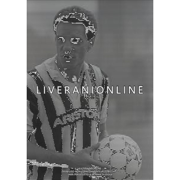 RETROSPETTIVA SERGIO BRIO CALCIATORE NELLA FOTO SERGIO BRIO CON LA MAGLIA DELLA JUVENTUS  AG ALDO LIVERANI SAS 