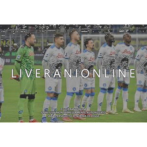 I giocatori del Napoli con la maglia in omaggio a Diego Armando Maradona Inter vs Napoli Campionato Serie A TIM - 13a giornata Milano 21-11-2021 Stadio Giuseppe Meazza - San Siro foto Roberto Garavaglia/ag. Aldo Liverani sas / AGENZIA ALDO LIVERANI SAS