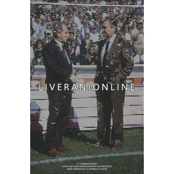 RETROSPETTIVA PAOLO BOREA DIRETTORE SPORTIVO SAMPDORIA CALCIO NELLA FOTO PAOLO BOREA DIRETTORE SPORTIVO SAMPDORIA CON L\'ALLENATORE VUJADIN BOSVOV CALCIO NELL\'ANNO 1990 AG ALDO LIVERANI SAS 