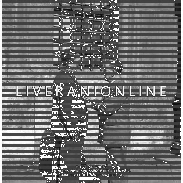 RETROSPETTIVA ROMA ANNI \'40 \'50 ONOREVOLI E DEPUTATI DEL PARLAMENTO DELLA REPUBBLICA ITALIANA NELLA FOTO L\'ONOREVOLE GUIDO RUSSO PEREZ ( DEPUTATO ALLA CAMERA ) CON L\'ONOREVOLE ANDREA FINOCCHIARO APRILE ©Archivio Giovanni Liverani/AGENZIA ALDO LIVERANI SAS