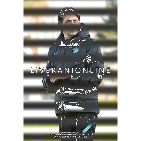 ¬© TVRG Allenamento Inter nella foto l\'allenatore Simone Inzaghi Appiano Gentile (CO) 23-11-2021 Centro sportivo Suning in memoria di Angelo Moratti Allenamento dell\'Inter in preparazione della gara contro lo Shakhtar Donetsk valevole per la 5a giornata del gruppo D della fase a gironi della UEFA Champions League foto Roberto Garavaglia/ag. Aldo Liverani sas/AGENZIA ALDO LIVERANI SAS