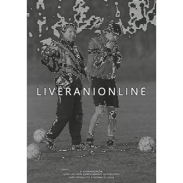 RETROSPETTIVA GIAMPIERO MARINI ALLENATORE INTER NELLA FOTO L\'ALLENATORE GIAMPIERO MARINI AD APPIANO GENTILE NELL\'ANNO 1993-1994 CON ALESSANDRO BIANCHI AG ALDO LIVERANI SAS