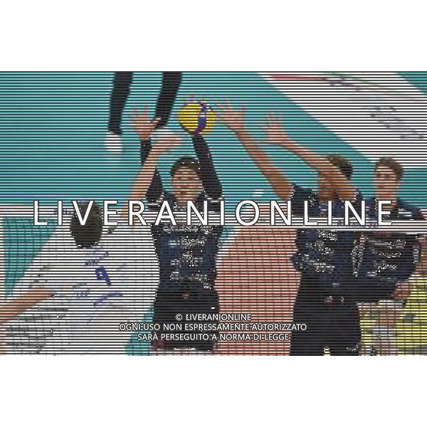 ¬© TVRG il muro di Yuki Ishikawa (Milano) SX e Barthelemy Chinenyeze (Milano) DX Allianz Milano vs Top Volley Cisterna Campionato SuperLega Credem Banca - 8a giornata Milano 23-11-2021 Allianz Cloud PalaLido foto Roberto Garavaglia/ag. Aldo Liverani sas/AGENZIA ALDO LIVERANI SAS