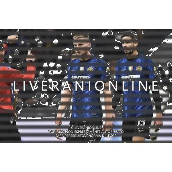 Milan Skriniar (Inter) e sulla DX Andrea Ranocchia (Inter) Inter vs Shakhtar Donetsk UEFA Champions League fase a gironi 5a giornata - gruppo D Milano 24-11-2021 Stadio Giuseppe Meazza - San Siro foto Roberto Garavaglia/ag. Aldo Liverani sas