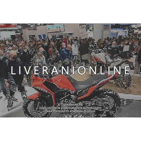¬© TVRG EICMA 2021 Rho (MI) 25-11-2021 EICMA 2021 esposizione internazionale delle due ruote presso i padiglioni di FieraMilano a Rho foto Roberto Garavaglia/ag. Aldo Liverani sas/AGENZIA ALDO LIVERANI SAS