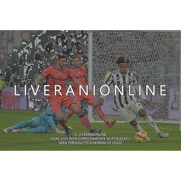 Torino 27.11.2021 Stadio Allianz Stadium ©Alessandro Falzone/Agenzia Aldo Liverani Juventus vs Atalanta Serie A Tim 2021/2022 Nella foto : MCKENNIE WESTON ©FALZONE/AGENZIA ALDO LIVERANI SAS