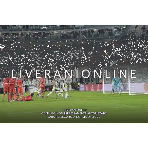 Torino 27.11.2021 Stadio Allianz Stadium ©Alessandro Falzone/Agenzia Aldo Liverani Juventus vs Atalanta 13^ giornata Serie A Tim 2021/2022 Nella foto : Traversa colpita da Dybala su calcio di punizione