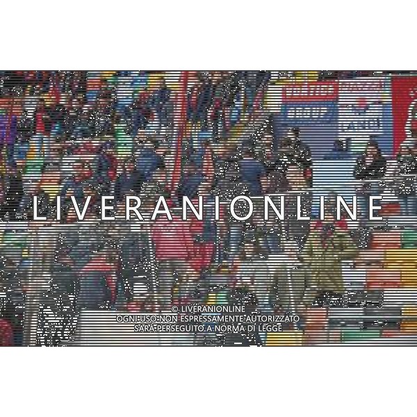 GriffoniE/LMedia - Udinese Calcio vs Genoa CFC - italian soccer Serie A match 2021/2022 28 November 2021 - Friuli - Dacia Arena stadium, Udine, Italy Photo showing: Genoa supporters leaving the grandstand after being forced to remove a banner @GriffoniE/LMedia AG ALDO LIVERANI SAS