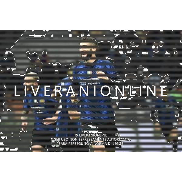 Roberto Gagliardini (Inter) esulta dopo il gol; dell\'1 a 0 Inter vs Spezia Campionato Serie A TIM - 15a giornata Milano 01-12-2021 Stadio Giuseppe Meazza - San Siro foto Roberto Garavaglia/ag. Aldo Liverani sas /AGENZIA ALDO LIVERANI SAS