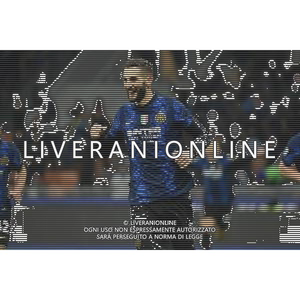 Roberto Gagliardini (Inter) esulta dopo il gol; dell\'1 a 0 Inter vs Spezia Campionato Serie A TIM - 15a giornata Milano 01-12-2021 Stadio Giuseppe Meazza - San Siro foto Roberto Garavaglia/ag. Aldo Liverani sas /AGENZIA ALDO LIVERANI SAS
