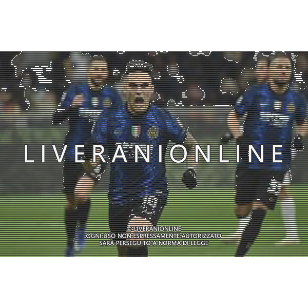 Lautaro Martinez (Inter) esulta dopo il gol del 2 a 0 Inter vs Spezia Campionato Serie A TIM - 15a giornata Milano 01-12-2021 Stadio Giuseppe Meazza - San Siro foto Roberto Garavaglia/ag. Aldo Liverani sas /AGENZIA ALDO LIVERANI SAS