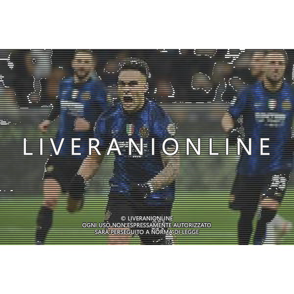 Lautaro Martinez (Inter) esulta dopo il gol del 2 a 0 Inter vs Spezia Campionato Serie A TIM - 15a giornata Milano 01-12-2021 Stadio Giuseppe Meazza - San Siro foto Roberto Garavaglia/ag. Aldo Liverani sas