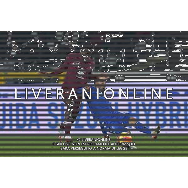 Torino 02.12.2021 Stadio Olimpico Grande Torino ©Alessandro Falzone/Agenzia Aldo Liverani Torino vs Empoli Serie A Tim 2021/2022 Nella foto : FALLO DI ESPULSIONE DI SINGO SU DI FRANCESCO