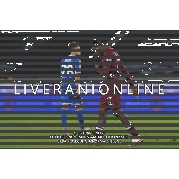 Torino 02.12.2021 Stadio Olimpico Grande Torino ©Alessandro Falzone/Agenzia Aldo Liverani Torino vs Empoli Serie A Tim 2021/2022 Nella foto : WILFRIED STEPHANE SINGO ESPULSIONE