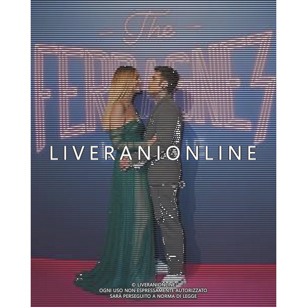 ¬© TVRG Photocall The Ferragnez nella foto Chiara Ferragni e Fedez Milano 02-12-2021 Photocall presso il cinema Odeon di via Santa Radegonda per la premiere di The Ferragnez - La Serie il docu-reality con protagonisti Chiara Ferragni e Fedez foto Roberto Garavaglia/ag. Aldo Liverani sas/AGENZIA ALDO LIVERANI SAS