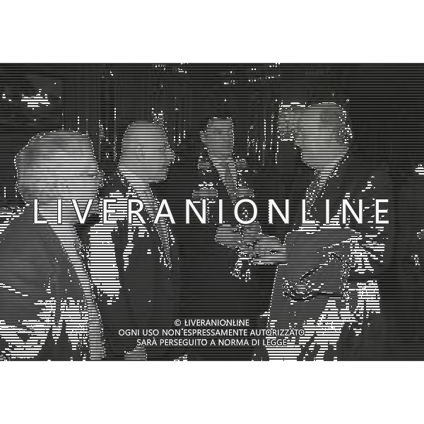 16-12-1997 MILANO FESTA DI NATALE LEGA CALCIO NELLA FOTO PAOLO CASARIN FRANCO DAL CINE ADRIANO GALLIANI AG ALDO LIVERANI SAS