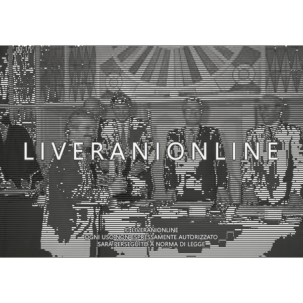 1992-1993 MILANO ASSEMBLEA DEI PRESIDENTE DI LEGA SERIE A CON PREMIAZIONI HOTEL GALLIA NELLA FOTO ERMETE FIACCADORI AG ALDO LIVERANI SAS