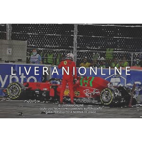 Charles Leclerc (MON) Ferrari SF-21 after he crashed in the second practice session. 03.12.2021 Formula 1 World Championship, Rd 21, Saudi Arabian Grand Prix, Jeddah, Saudi Arabia, Practice Day. - www.xpbimages.com, EMail: requests@xpbimages.com © Copyright: Moy / XPB Images/AGENZIA ALDO LIVERANI SAS - ITALY ONLY EDITORIAL USE ONLY