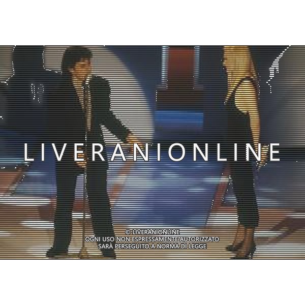 RETROSPETTIVA FAUSTO LEALI CANTANTE NELLA FOTO FAUSTO LEALI NELL\'ANNO 1989 VINCE IL FESTIVAL DI SANREMO CON ANNA OXA AG ALDO LIVERANI SAS