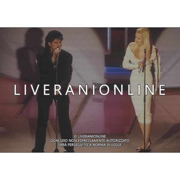 RETROSPETTIVA FAUSTO LEALI CANTANTE NELLA FOTO FAUSTO LEALI NELL\'ANNO 1989 VINCE IL FESTIVAL DI SANREMO CON ANNA OXA AG ALDO LIVERANI SAS