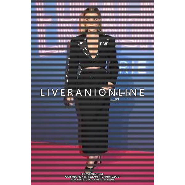 © TVRG Photocall The Ferragnez nella foto Veronica Ferraro influencer Milano 02-12-2021 Photocall presso il cinema Odeon di via Santa Radegonda per la premiere di The Ferragnez - La Serie il docu-reality con protagonisti Chiara Ferragni e Fedez foto Roberto Garavaglia/ag. Aldo Liverani sas/AGENZIA ALDO LIVERANI SAS