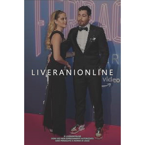 © TVRG Photocall The Ferragnez nella foto Valentina Ferragni sorella di Chiara Ferragni con il compagno Luca Vezil Milano 02-12-2021 Photocall presso il cinema Odeon di via Santa Radegonda per la premiere di The Ferragnez - La Serie il docu-reality con protagonisti Chiara Ferragni e Fedez foto Roberto Garavaglia/ag. Aldo Liverani sas/AGENZIA ALDO LIVERANI SAS