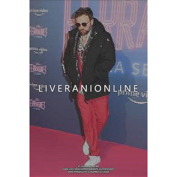 ¬© TVRG Photocall The Ferragnez nella foto Jacopo D\'Amico in arte Dargen D\'Amico rapper e DJ Milano 02-12-2021 Photocall presso il cinema Odeon di via Santa Radegonda per la premiere di The Ferragnez - La Serie il docu-reality con protagonisti Chiara Ferragni e Fedez foto Roberto Garavaglia/ag. Aldo Liverani sas/AGENZIA ALDO LIVERANI SAS