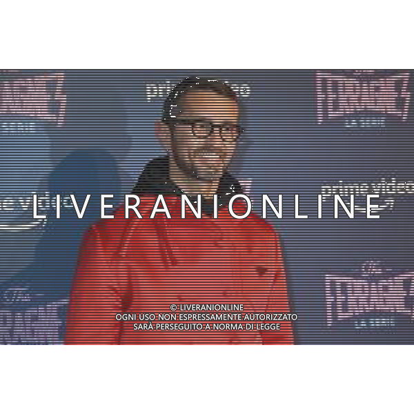 ¬© TVRG Photocall The Ferragnez nella foto Simone Marchetti direttore Vanity Fair Italia Milano 02-12-2021 Photocall presso il cinema Odeon di via Santa Radegonda per la premiere di The Ferragnez - La Serie il docu-reality con protagonisti Chiara Ferragni e Fedez foto Roberto Garavaglia/ag. Aldo Liverani sas/AGENZIA ALDO LIVERANI SAS