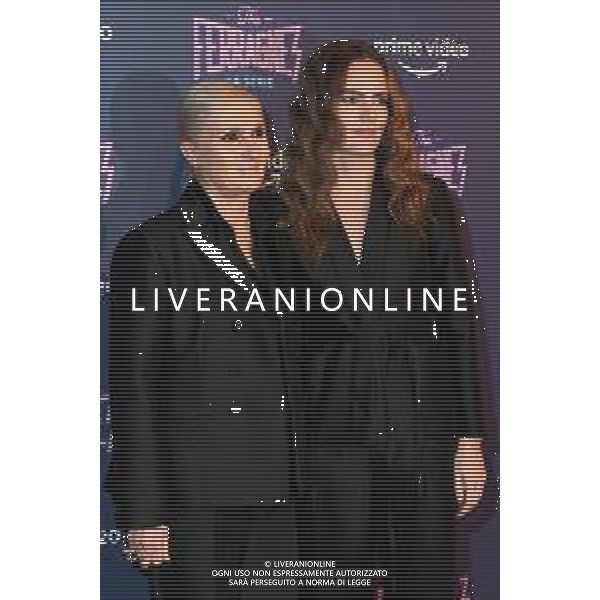 © TVRG Photocall The Ferragnez nella foto Maria Grazia Chiuri stilista SX e la figlia Rachele Regini DX Milano 02-12-2021 Photocall presso il cinema Odeon di via Santa Radegonda per la premiere di The Ferragnez - La Serie il docu-reality con protagonisti Chiara Ferragni e Fedez foto Roberto Garavaglia/ag. Aldo Liverani sas/AGENZIA ALDO LIVERANI SAS