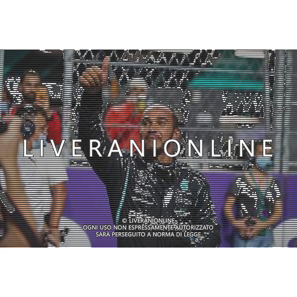 Pole sitter Lewis Hamilton (GBR) Mercedes AMG F1 celebrates in qualifying parc ferme. 04.12.2021. Formula 1 World Championship, Rd 21, Saudi Arabian Grand Prix, Jeddah, Saudi Arabia, Qualifying Day. - www.xpbimages.com, EMail: requests@xpbimages.com © Copyright: FIA Pool Image for Editorial Use Only/AGENZIA ALDO LIVERANI SAS - ITALY ONLY EDITORIAL USE ONLY